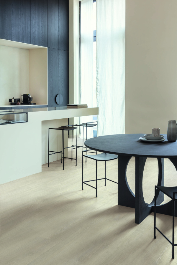 Quick-Step Impressive Дуб фантазийный белый 